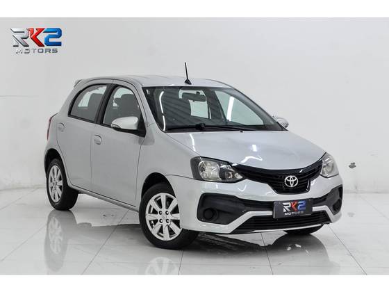 TOYOTA ETIOS 1.5 X PLUS 16V FLEX 4P MANUAL TOYOTA ETIOS 1.5 X PLUS 16V FLEX 4P MANUAL